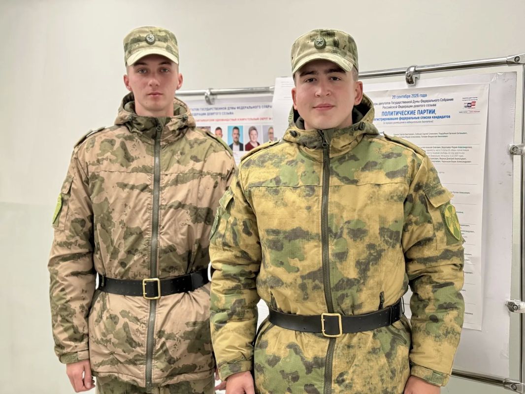 Участие в голосовании приняли военнослужащие по призыву из калининградского специального моторизованного полка, мурманского морского отряда и сыктывкарского Центра подготовки личного состава Северо-Западного округа Росгвардии Участие в голосовании приняли военнослужащие по призыву из калининградского специального моторизованного полка, мурманского морского отряда и сыктывкарского Центра подготовки личного состава Северо-Западного округа Росгвардии
