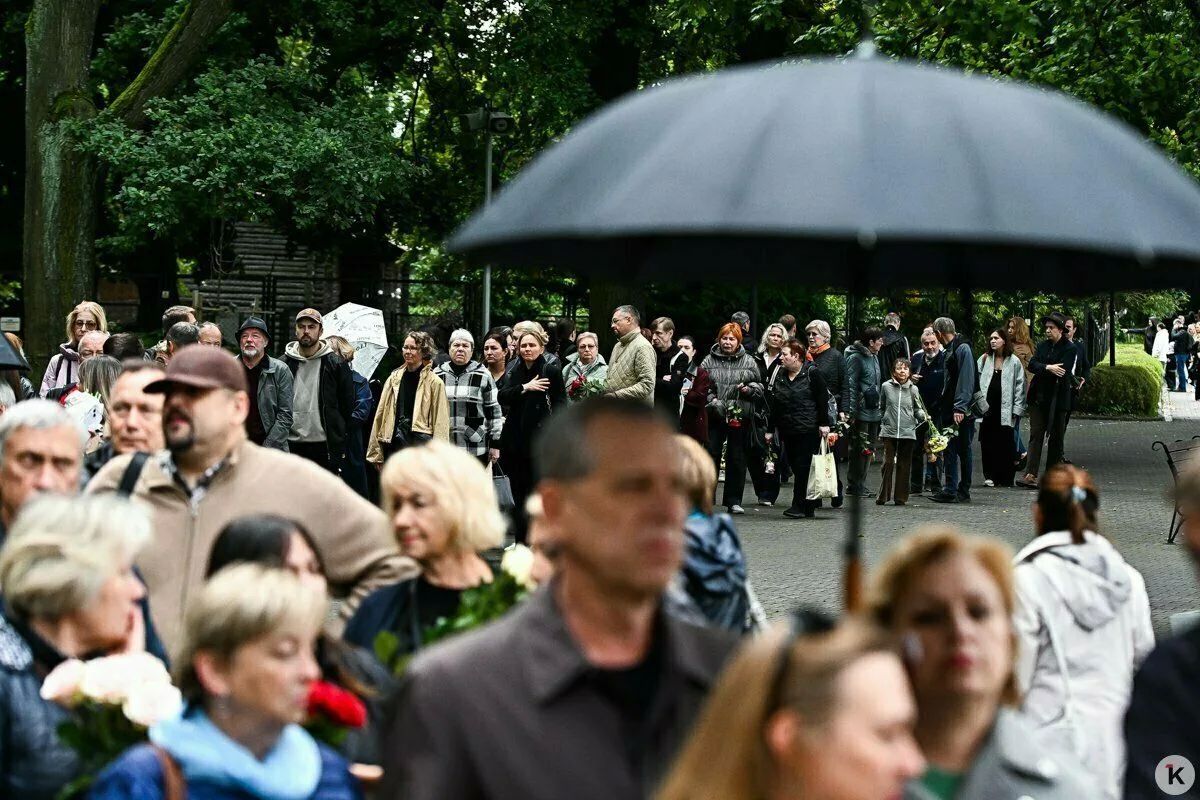 Провожали всем городом: в Калининграде простились с директором зоопарка Светланой Соколовой Провожали всем городом: в Калининграде простились с директором зоопарка Светланой Соколовой