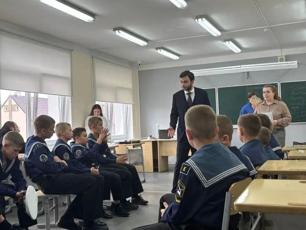 Театр, доверие и крепкое плечо: студенты филиала МПГУ в г. Черняховске приняли участие в мастерской профилактики Театр, доверие и крепкое плечо: студенты филиала МПГУ в г. Черняховске приняли участие в мастерской профилактики