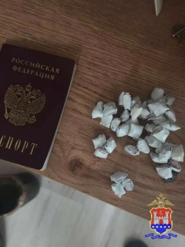В Калининграде задержали женщину, подозреваемую в сбыте крупной партии наркотиков