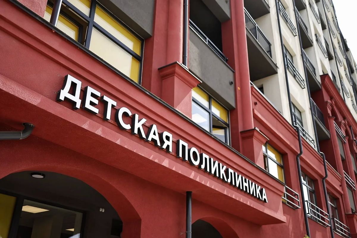 Врачи стали самой дефицитной профессией в Калининградской области в августе