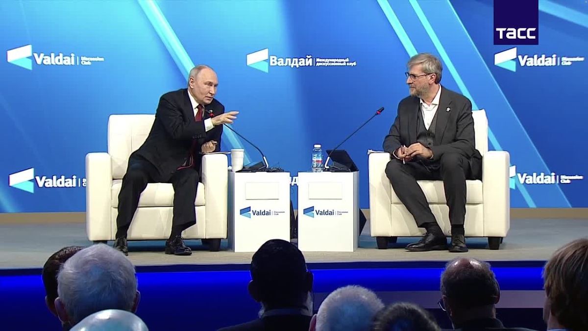 У России есть "конкурентные преимущества" для противостояния агрессии, заявил Путин
