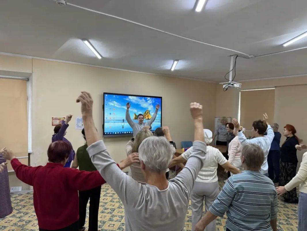 Более ста жителей региона прошли экспресс-диагностику здоровья в Международный день пожилых людей Более ста жителей региона прошли экспресс-диагностику здоровья в Международный день пожилых людей