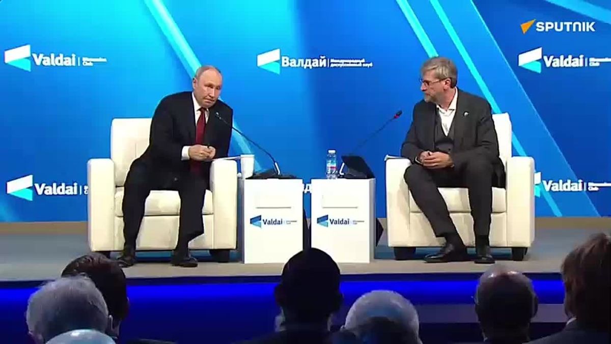 "Мы никого не пугаем — это ответ на попытку нас запугать": Путин о паранойе Запада и учениях НАТО возле вблизи Калининграда