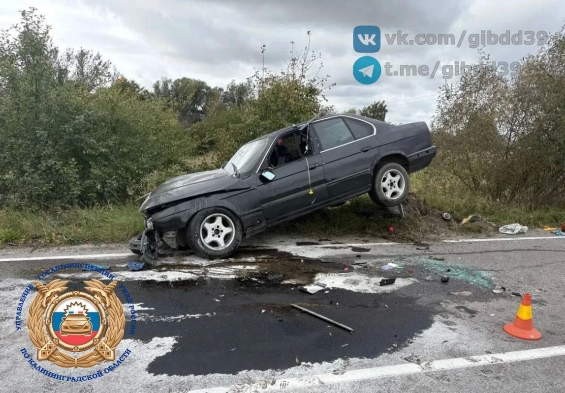 Под Гусевом БМВ попал в аварию сразу после охранительного креста