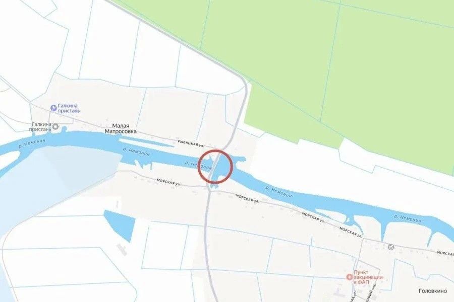 Власти Полесска предупредили о закрытии понтонного моста через Немонин