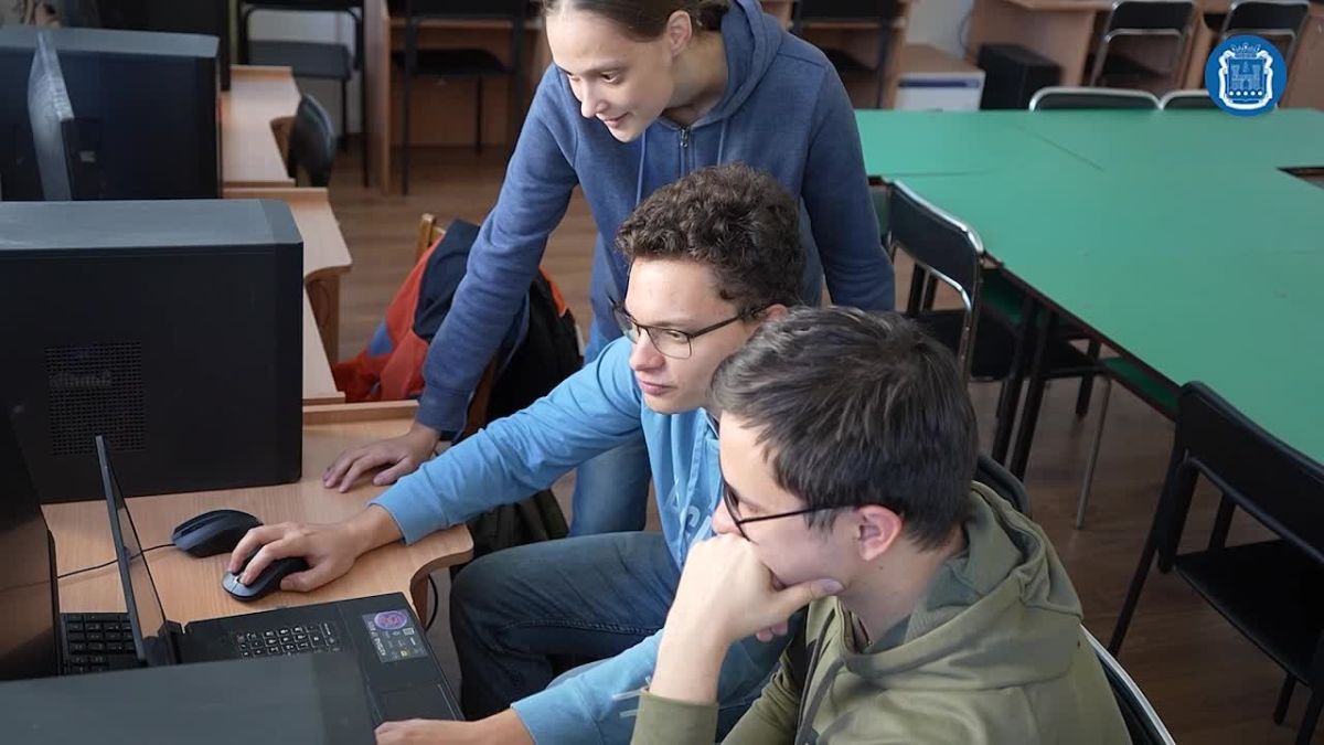 В КГТУ разработали игровой симулятор «Стратегия рыболовства» по механике управления ресурсами