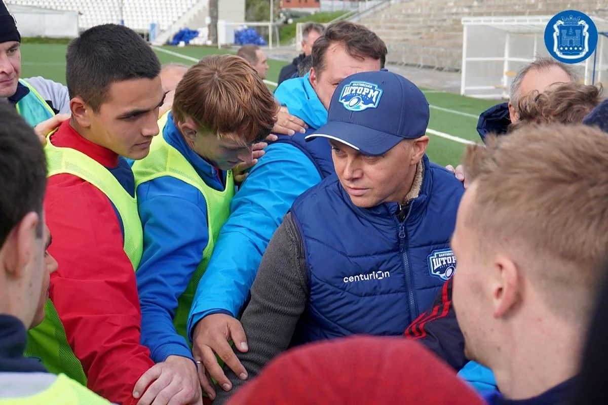 Алексей Беспрозванных посетил финальный этап подготовки регбийного клуба «Балтийский Шторм» к матчу за золотые медали Высшей лиги Алексей Беспрозванных посетил финальный этап подготовки регбийного клуба «Балтийский Шторм» к матчу за золотые медали Высшей лиги
