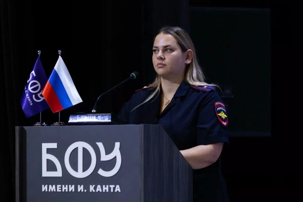 Открытый диалог о кибербезопасности: иностранные студенты встретились с представителем УМВД
