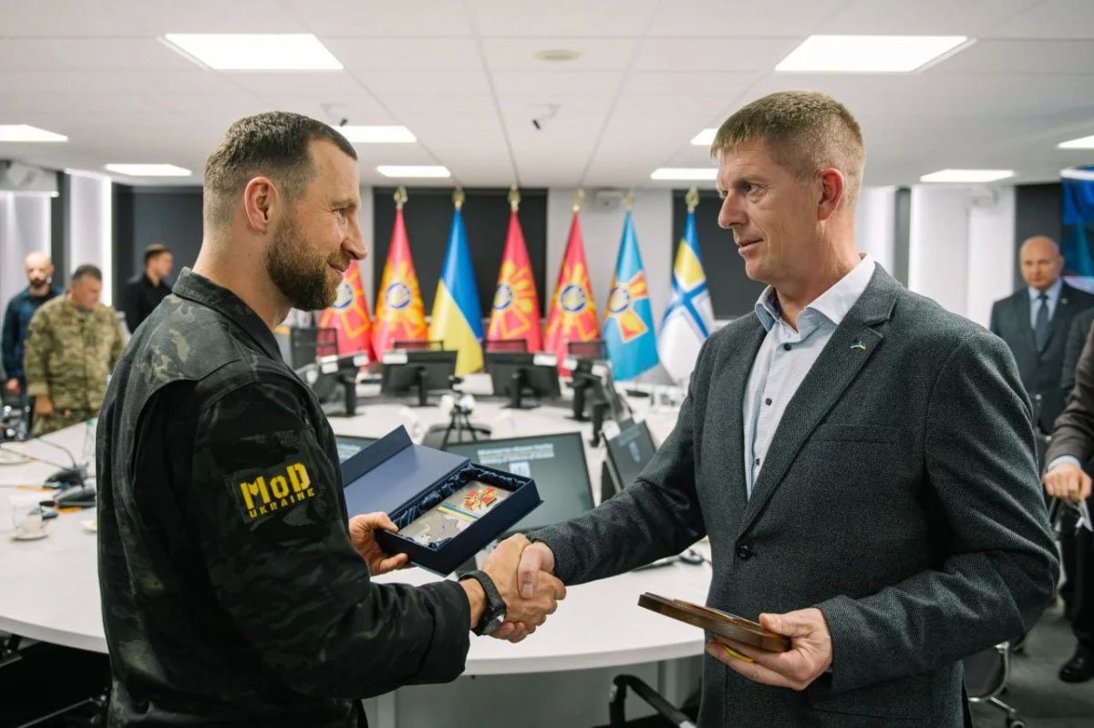 Глава МИД Эстонии провел встречу с украинским коллегой