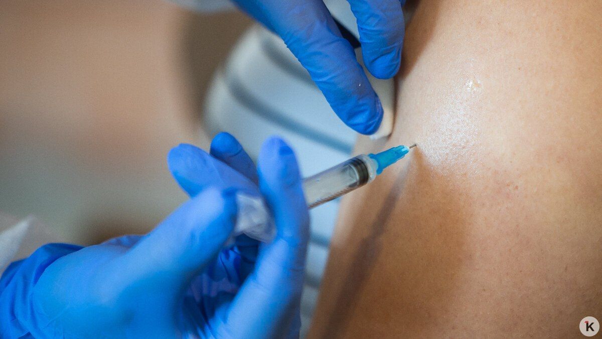 В Калининградской области более 245 тысяч жителей уже привились от гриппа