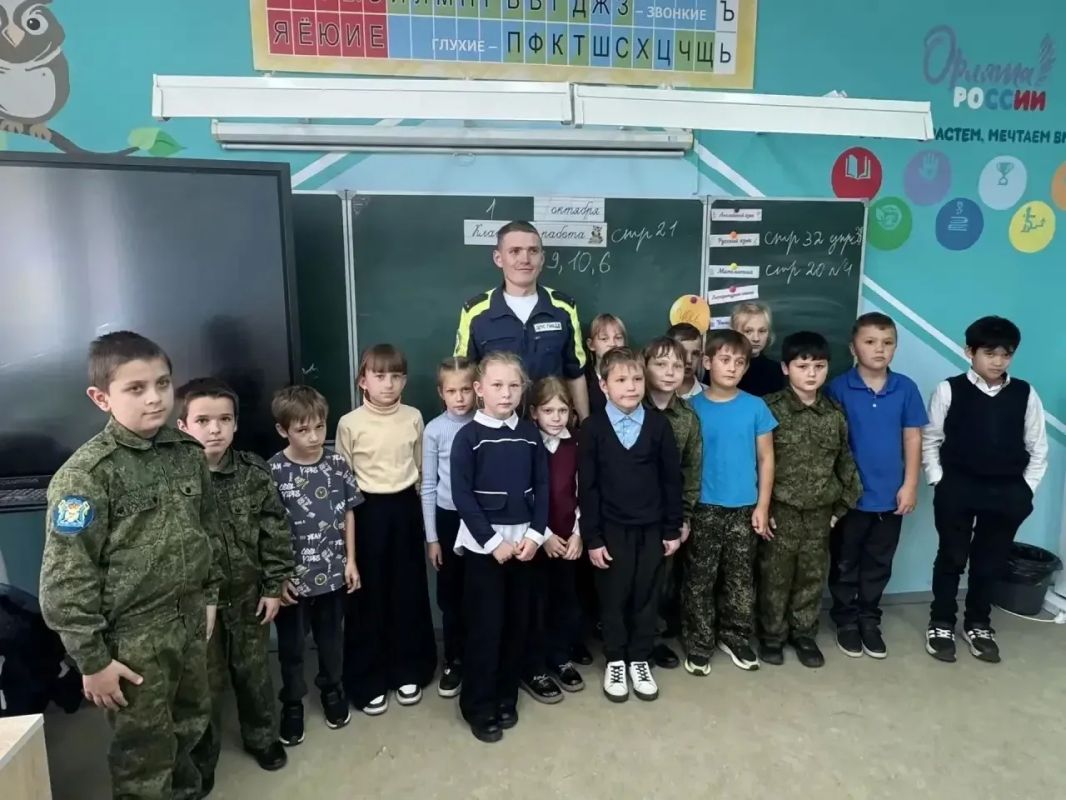 Школьникам Багратионовского района дорожные полицейские напомнили о дорожных правилах