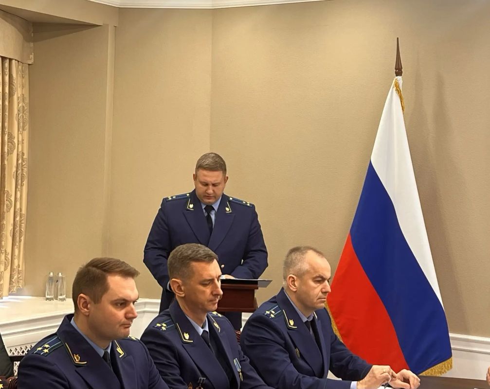 Под председательством прокурора Калининградской области состоялось координационное совещание руководителей правоохранительных органов Под председательством прокурора Калининградской области состоялось координационное совещание руководителей правоохранительных органов