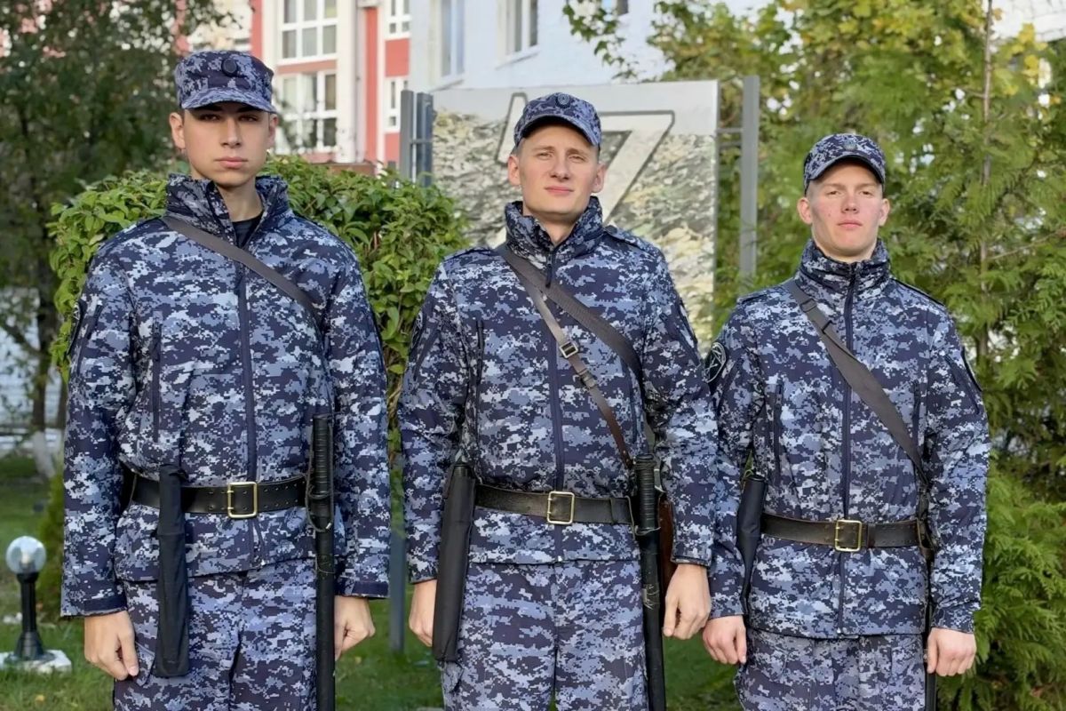 Подозреваемого в хранении наркотических веществ задержали военнослужащие специального моторизованного полка Северо-Западного округа Росгвардии в Калининграде Подозреваемого в хранении наркотических веществ задержали военнослужащие специального моторизованного полка Северо-Западного округа Росгвардии в Калининграде