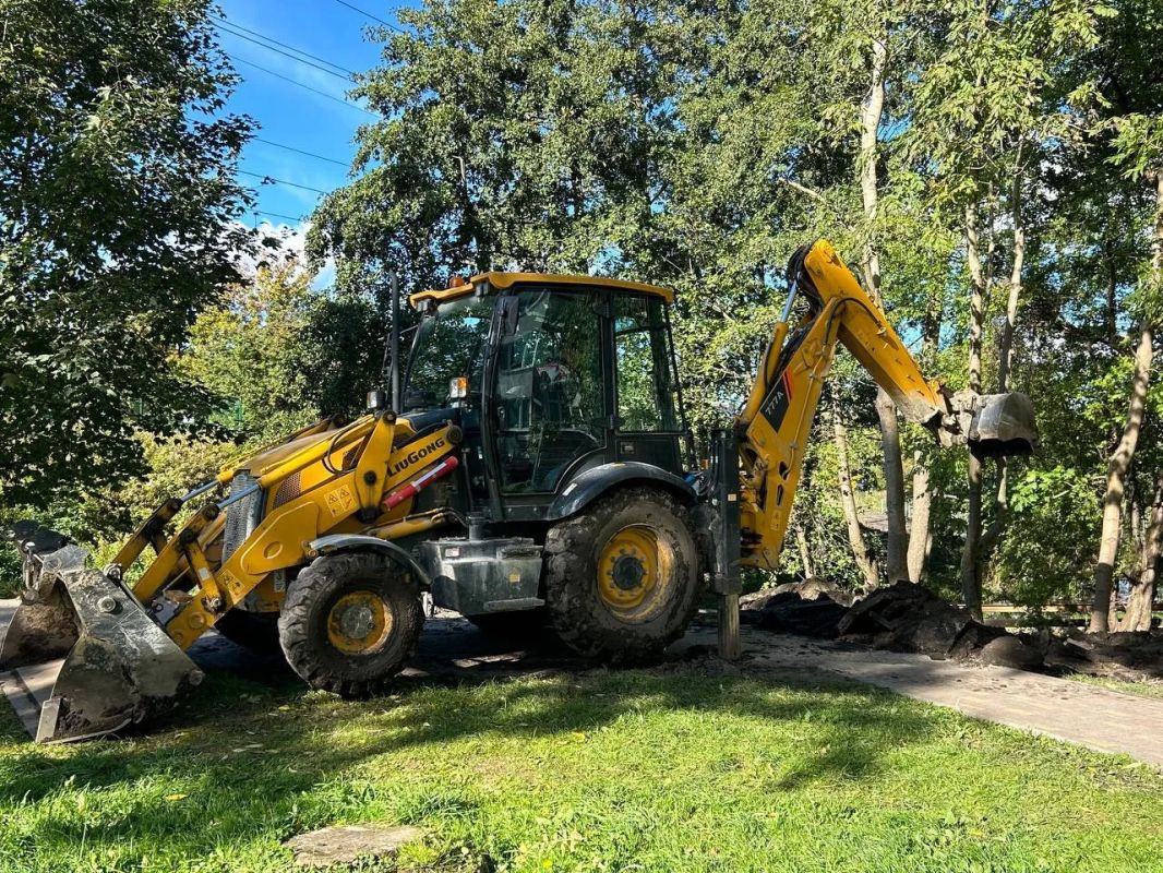В Калининграде приступили к благоустройству Зимнего озера В Калининграде приступили к благоустройству Зимнего озера
