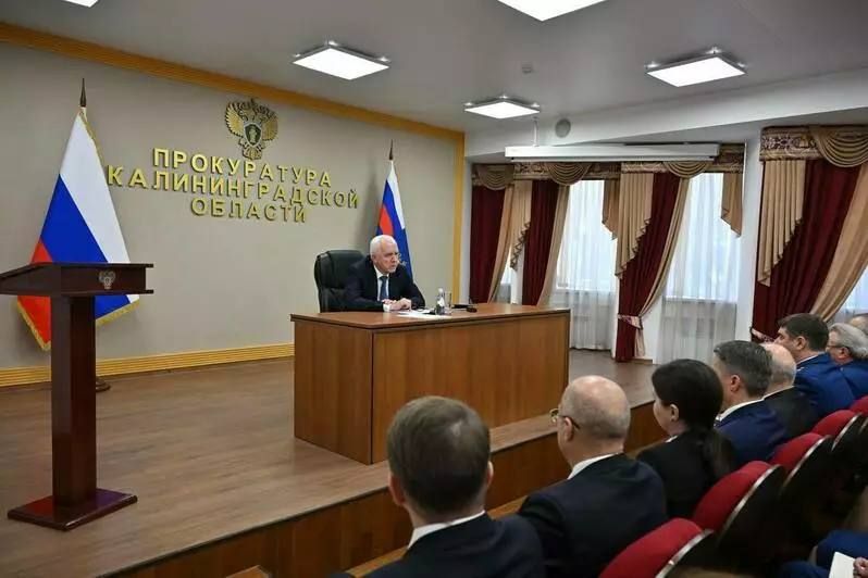 Генпрокурор России Александр Гуцан приехал в Калининград и наметил новые задачи для прокуратуры и фонда поддержки бойцов СВО Генпрокурор России Александр Гуцан приехал в Калининград и наметил новые задачи для прокуратуры и фонда поддержки бойцов СВО