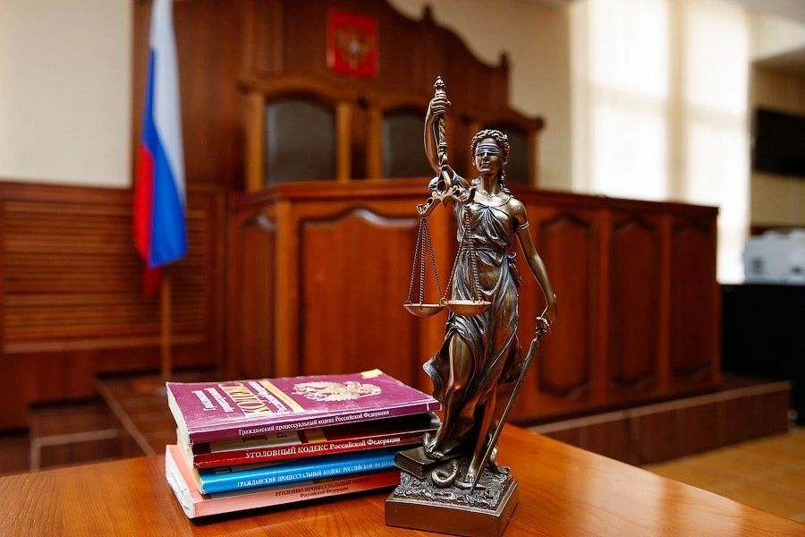 Прокуратура требует почти 400 тысяч с калининградской школы за травмы ученицы