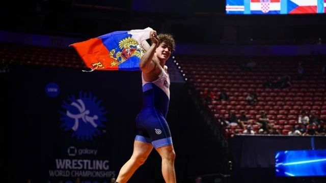 Житель Гурьевского округа Арсен Балаян стал чемпионом мира по спортивной борьбе Житель Гурьевского округа Арсен Балаян стал чемпионом мира по спортивной борьбе