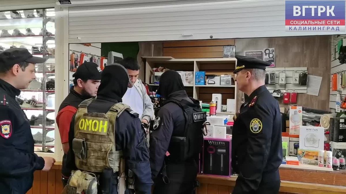 Военные следователи Балтийского флота продолжают ставить на воинский учет новых граждан России