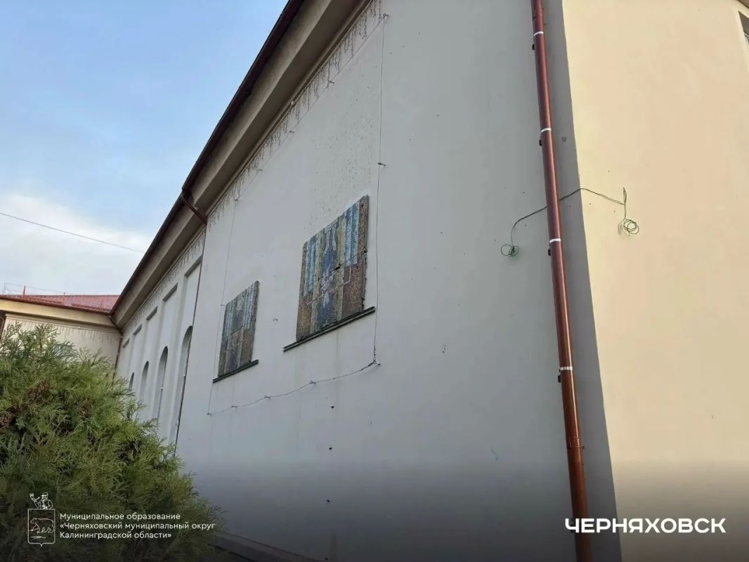 Советская мозаика с хлебозавода получит новую жизнь в Черняховске Советская мозаика с хлебозавода получит новую жизнь в Черняховске