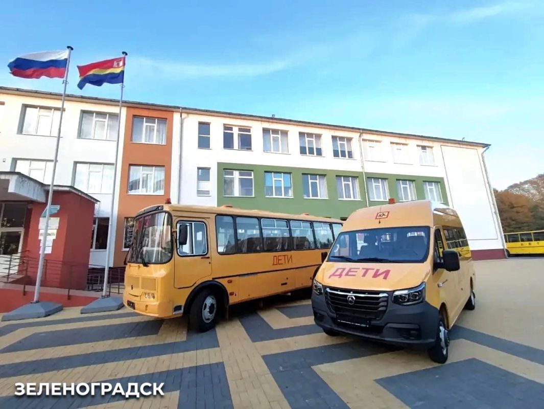Автопарк школы в Романово пополнили два новых автобуса — ПАЗ и «Газель», оборудованные навигацией ГЛОНАСС/GPS