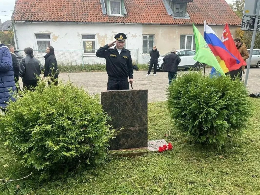 В Славске впервые прошла акция «День белых журавлей» В Славске впервые прошла акция «День белых журавлей»