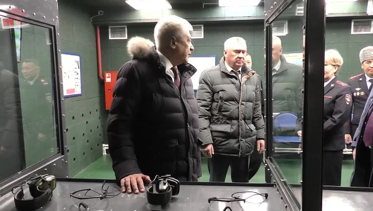 Ирина Волк: Министр внутренних дел Российской Федерации генерал полиции Российской Федерации Владимир Колокольцев лично ознакомился с организацией профессиональной подготовки якутских полицейских
