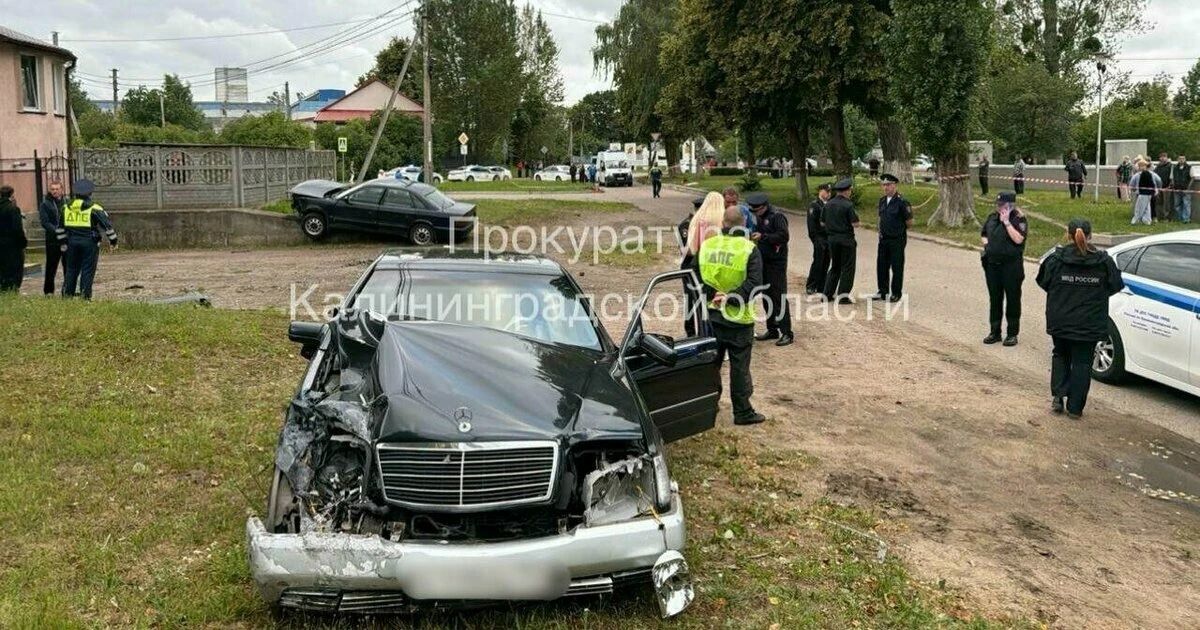 В Прибрежном пьяный водитель сбил мать с двумя детьми, разогнавшись до 91 км/ч