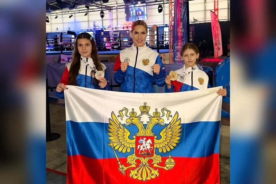 Калининградки взяли золото и серебро на первенстве Европы по муайтай