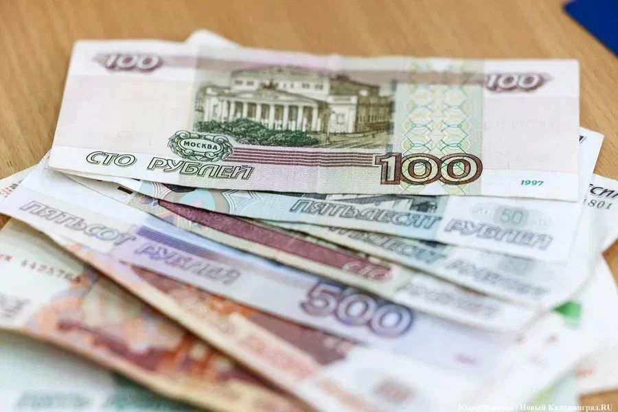 Электрогазосварщик, врач и проводник: топ свежих вакансий в Калининграде